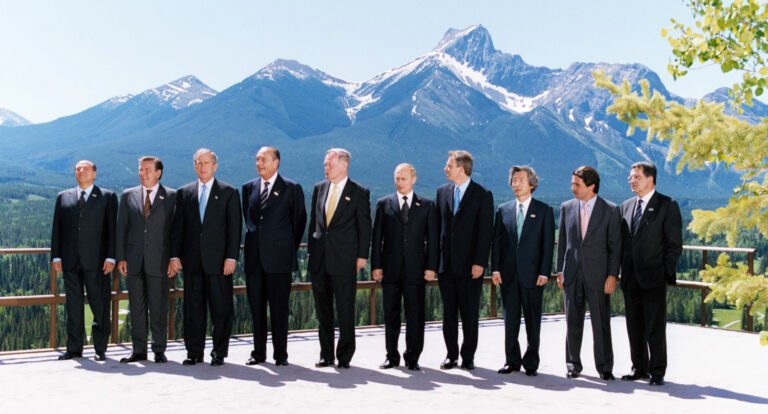 2002SummitKananaskisG8Leaders1_Credit_MalcolmCarmichael
