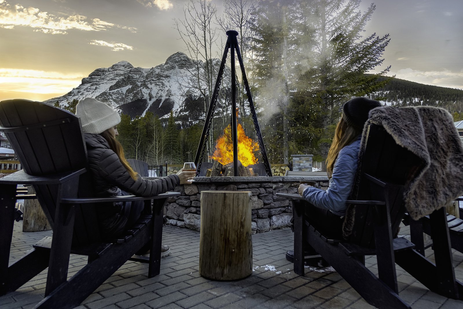 Couple Fireside – Pomeroy Kananaskis Mountain Lodge