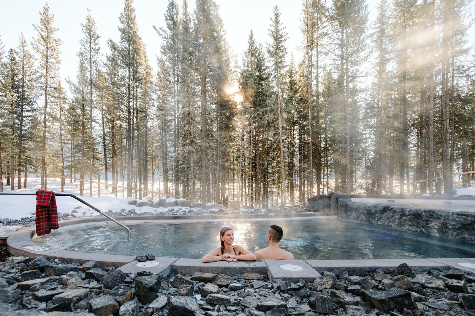 Couple Nordic Spa – Travel Alberta Mike Seehagel