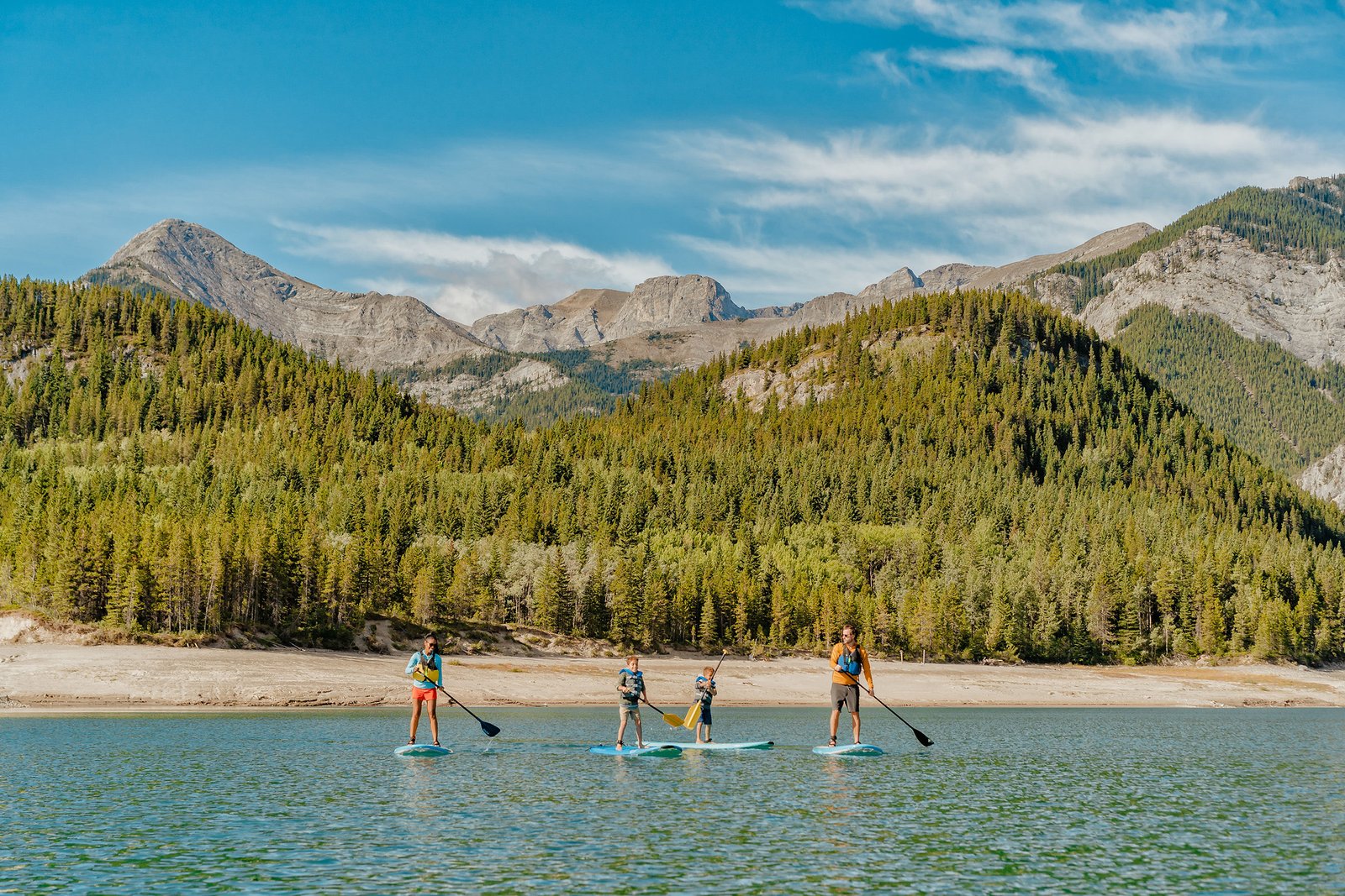 Group SUP – Travel Alberta Karl Lee