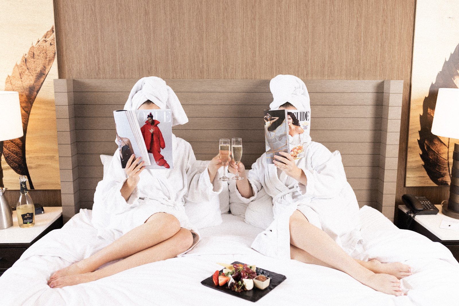 PKML Girlfriends in Room 2 – PARK Production
