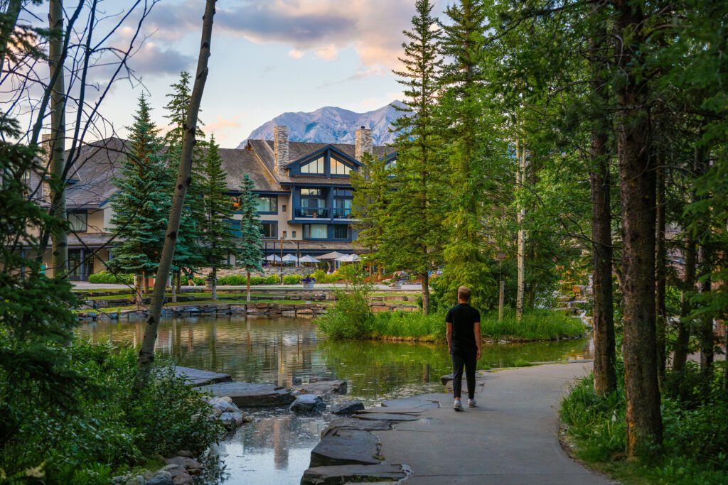 PKML Outdoor Lagoon Path – Tyler Macsemniuk @tyler_macsemniuk