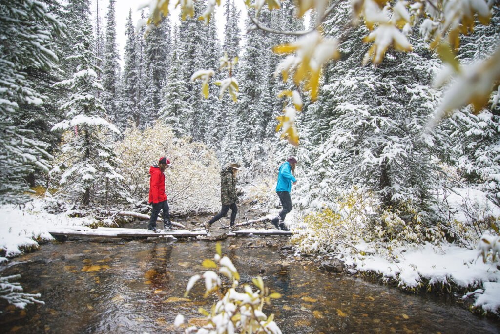 Winter Hiking Friends – Victoria Wakefield @hike365